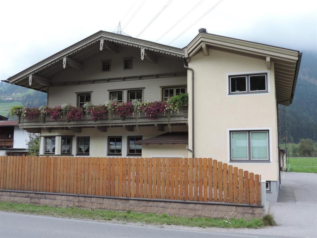 Haus Gruber Theresia Zell am Ziller Exterior foto